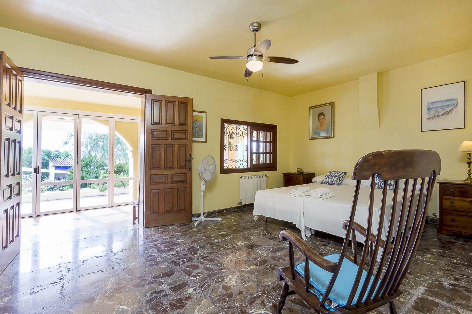 Two double beds room in a rental house of Ibiza